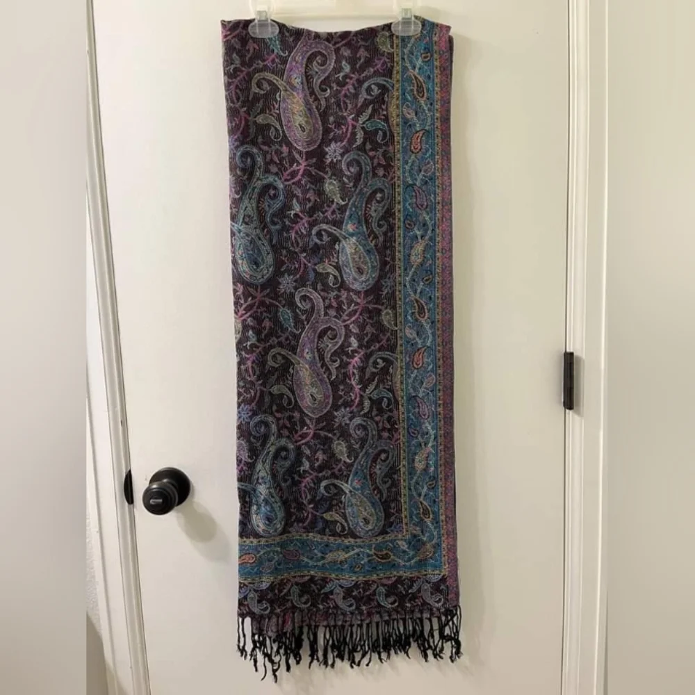 100% Cashmere Pashmina Scarf Wrap Purple Paisley Like New Condition with Fringe - Picture 2 of 3